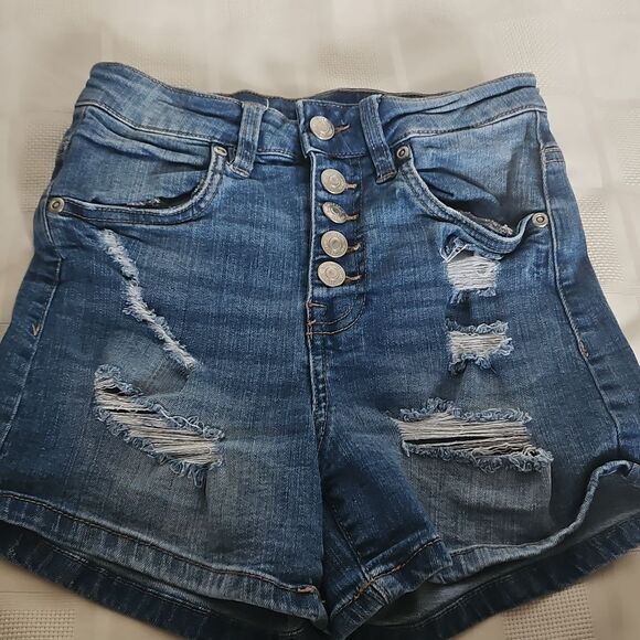 Denim Distressed Women's Shorts - Picture 13 of 16